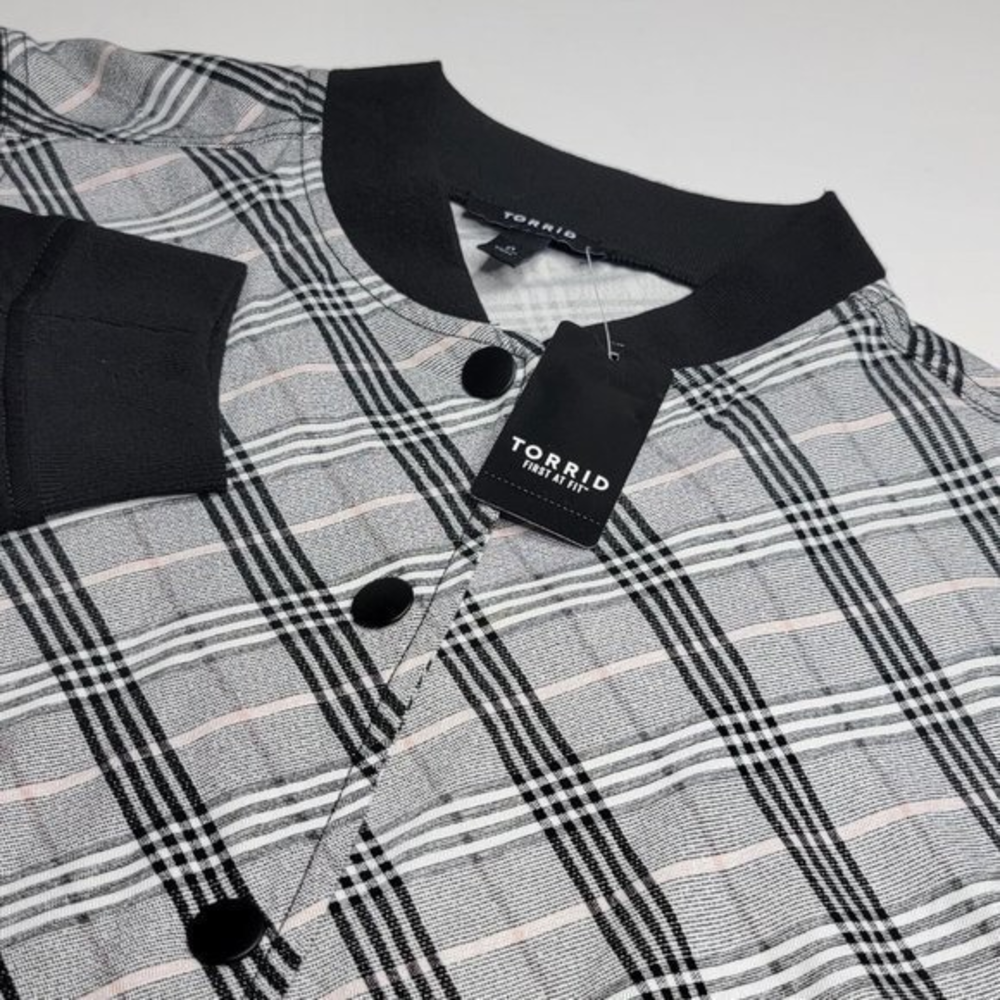 Torrid‎ NEW 0 Black Plaid Twill Bomber Long Sleeve Button Front Women's Jacket
